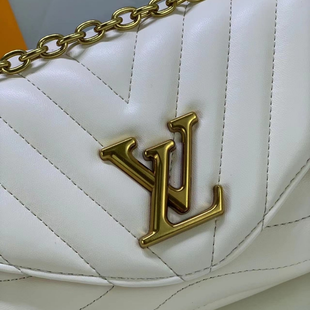 <Authentic>Louis Vuitton Bag - image 2